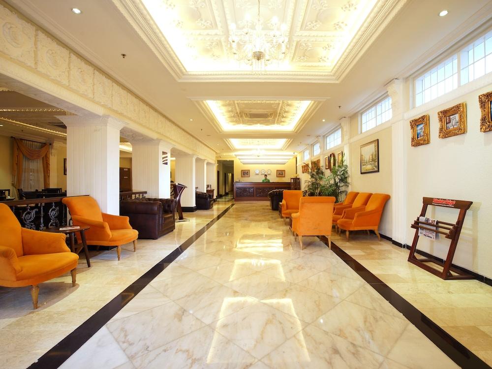 D'Salvatore Boutique Hotel Yogyakarta Maguwo Eksteriør bilde