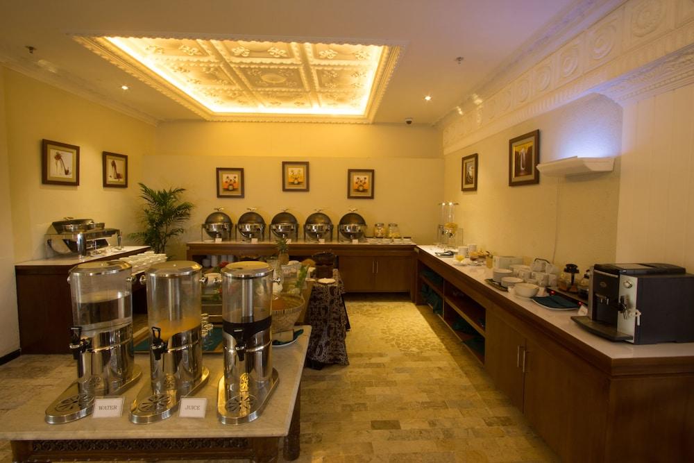 D'Salvatore Boutique Hotel Yogyakarta Maguwo Eksteriør bilde