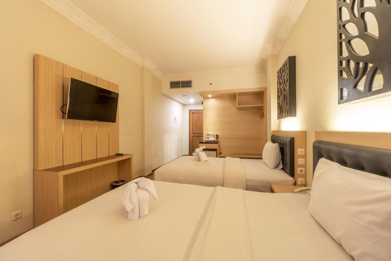 D'Salvatore Boutique Hotel Yogyakarta Maguwo Eksteriør bilde
