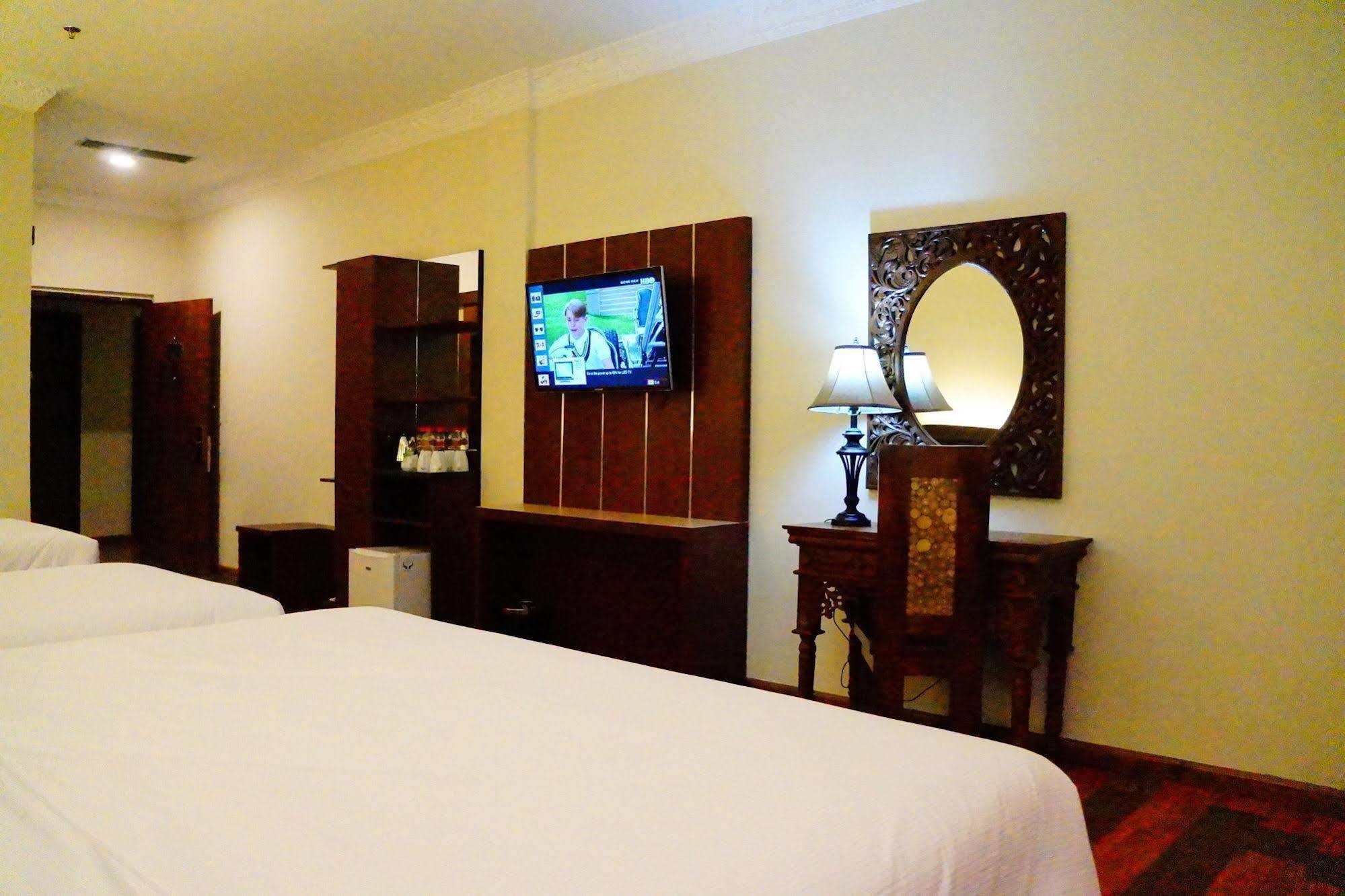 D'Salvatore Boutique Hotel Yogyakarta Maguwo Eksteriør bilde