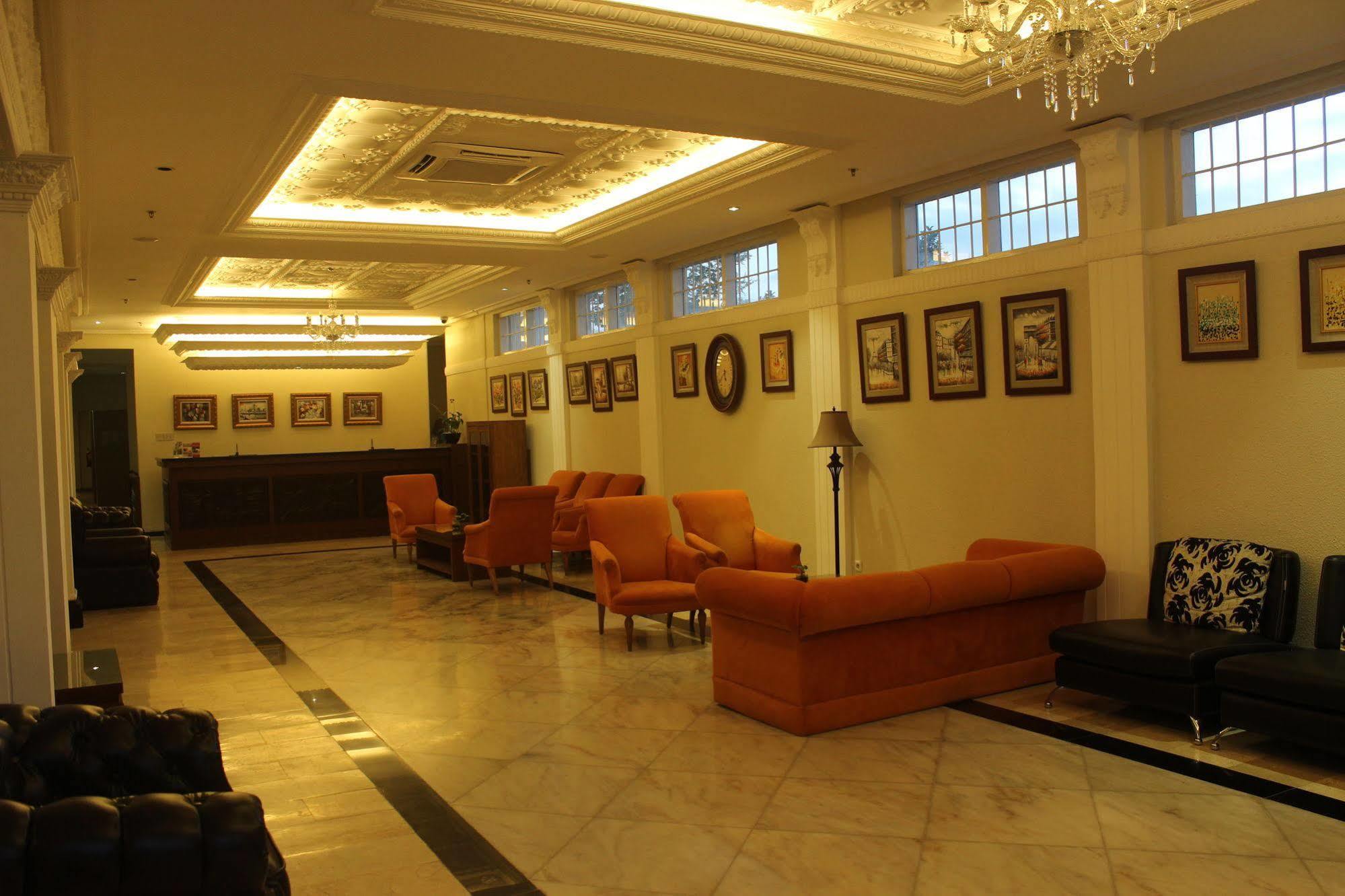 D'Salvatore Boutique Hotel Yogyakarta Maguwo Eksteriør bilde